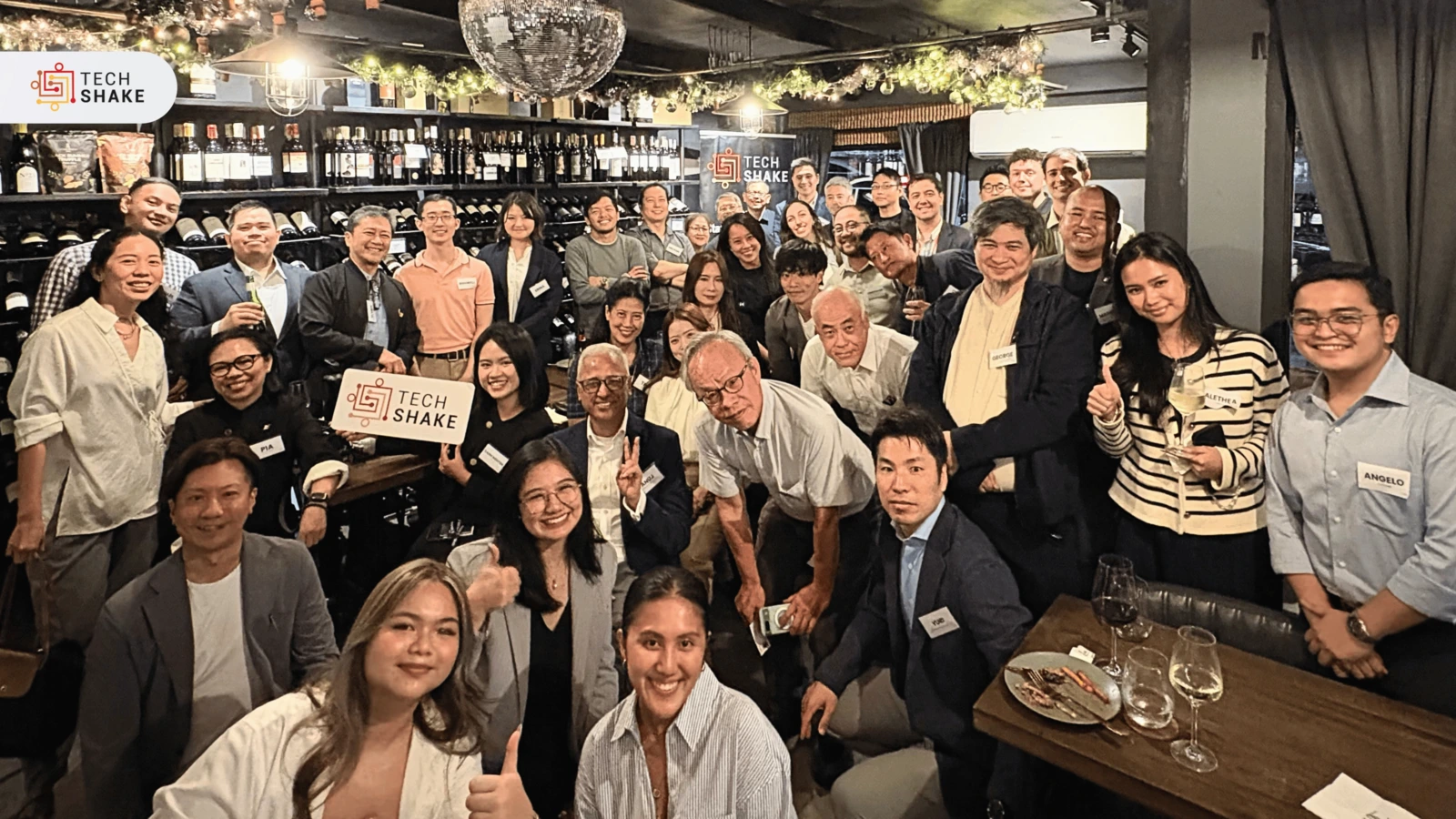 Group photo of guests at a TechShake Innovators' Dinner